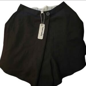 Topia Women's Black Skorts